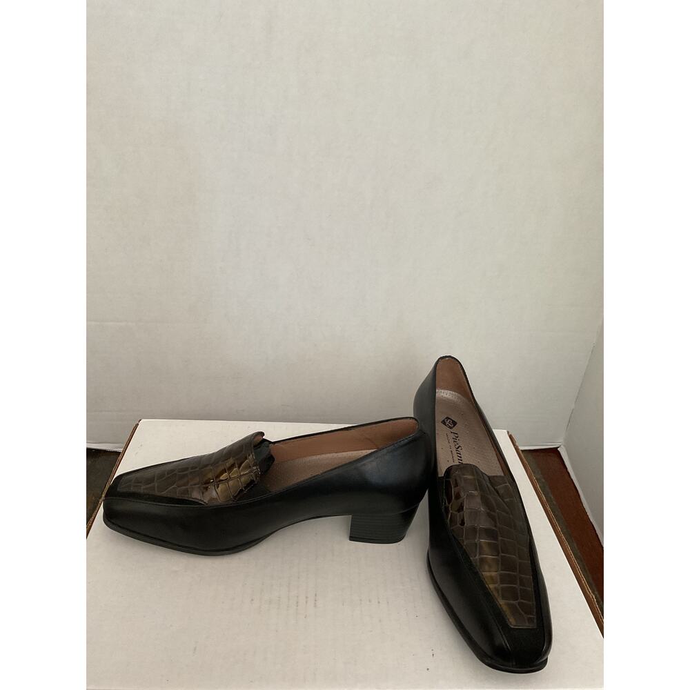 Pie Santo - Black Leather, Suede & Croc Slip On w/Slim Stacked Heel 38/7.5